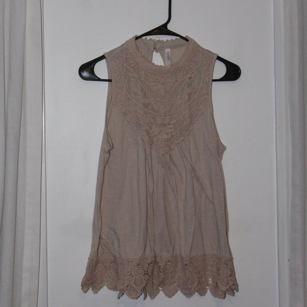 Embroidered Tank with Keyhole Back